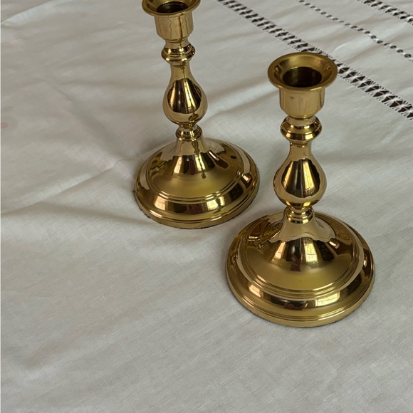 Hampton Brass 6” candlesticks - Picture 2 of 4
